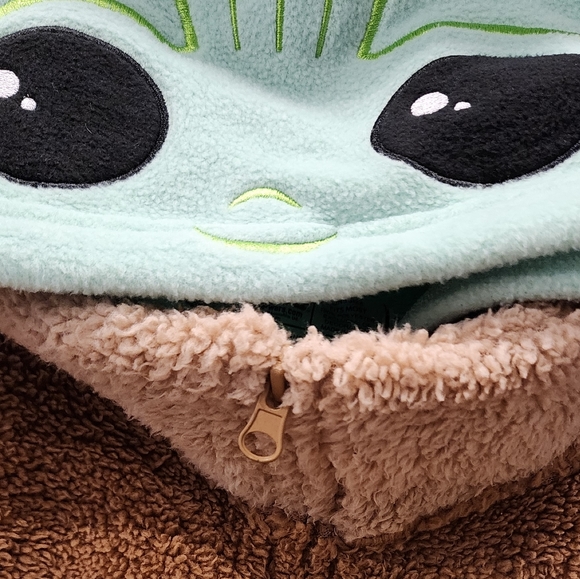 STAR WARS Adult Onsie Hoodie - Mandalorian Grogu Baby - One Size Hot Topic - Picture 6 of 8